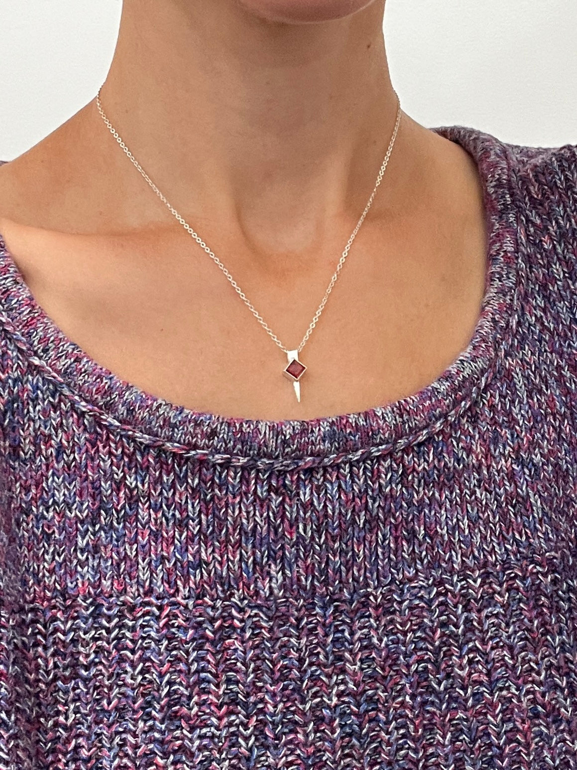 tiny square spike / garnet