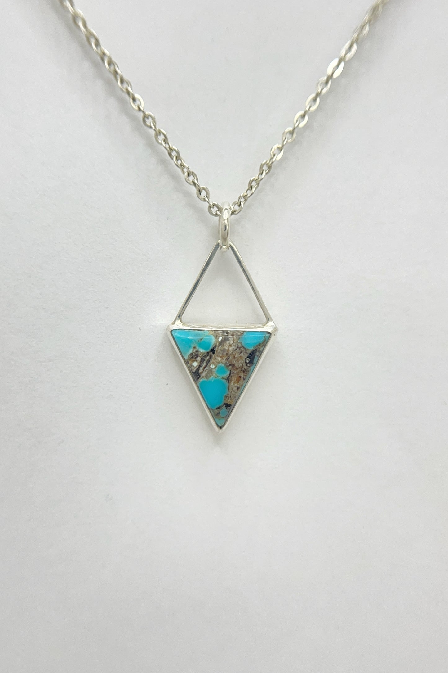 tiny world necklace / turquoise