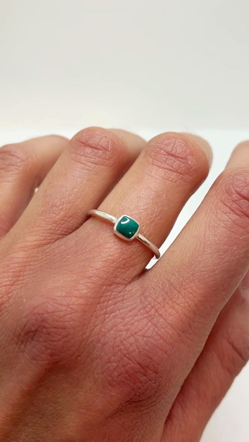 dainty deep-green turquoise square ring / size 7
