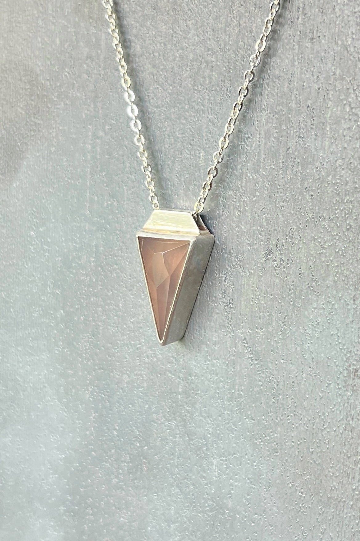long triangle / chalcedony