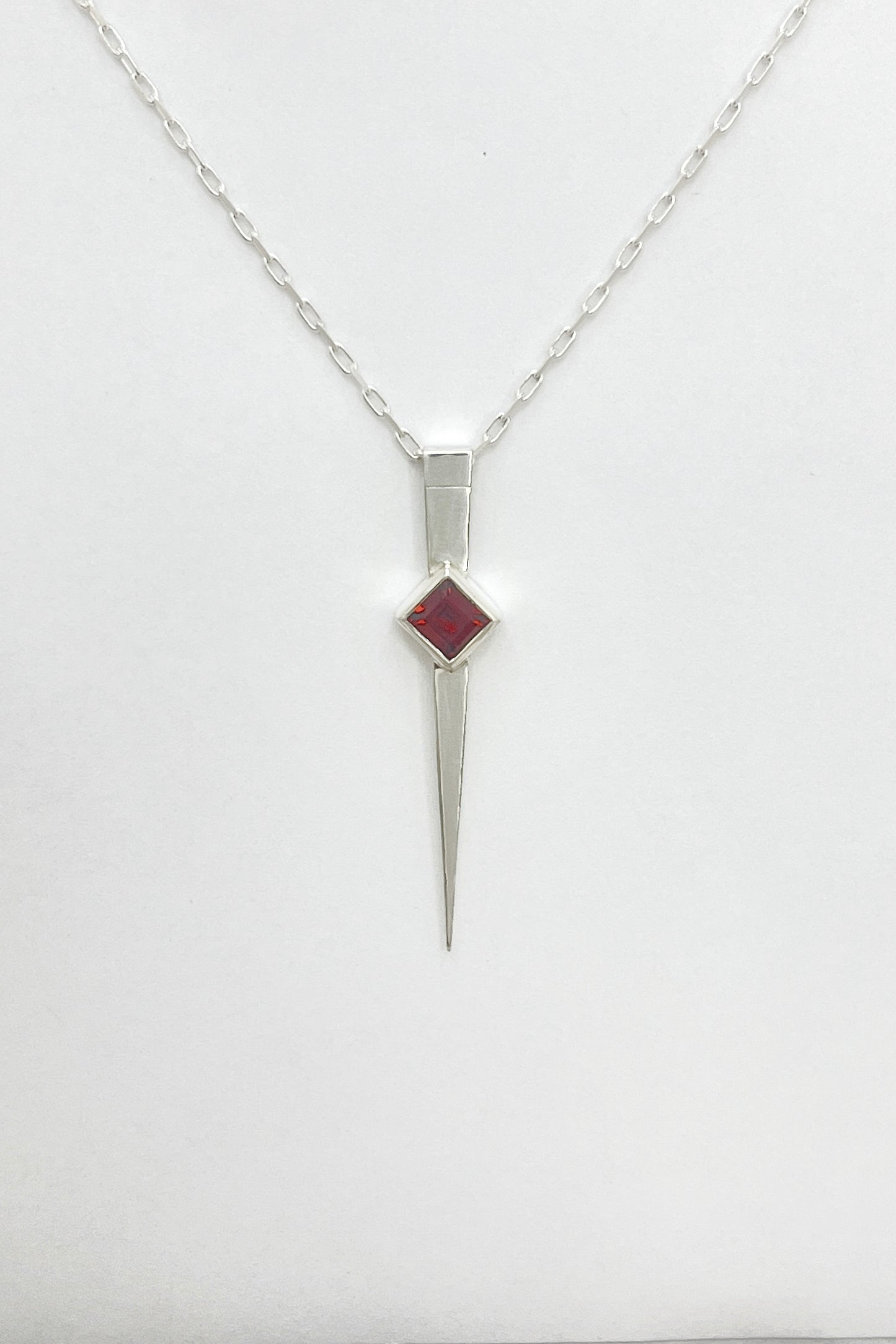 long spike necklace / garnet