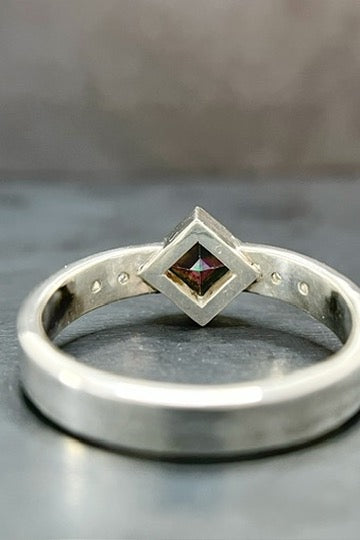 mystic topaz rotated square ring with flush sets / size 10