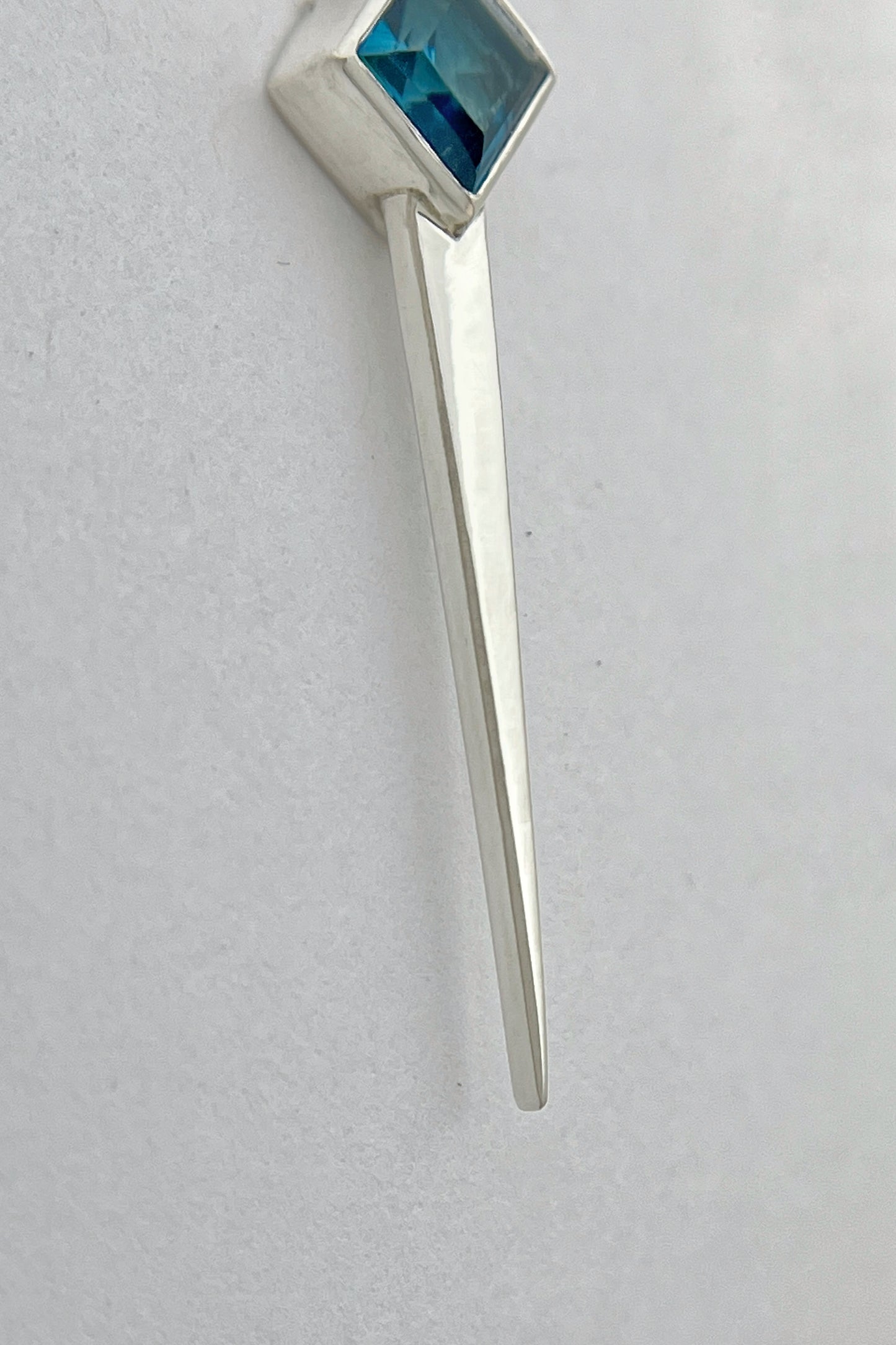long spike necklace / london blue topaz
