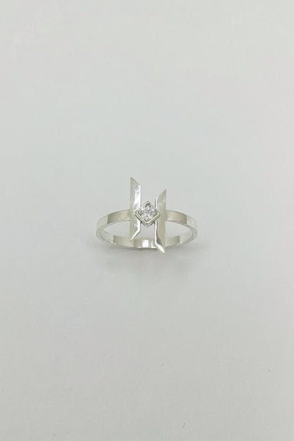 small warp ring / white cubic zirconia / size 7
