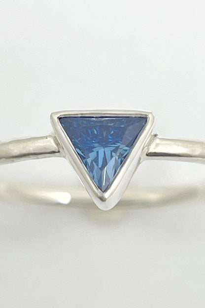 tiny triangle ring / blue cubic zirconia / size 8.5
