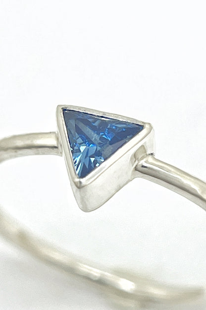 tiny triangle ring / blue cubic zirconia / size 8.5