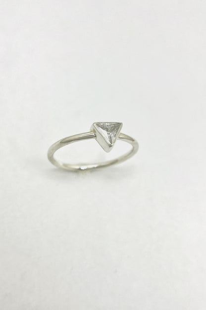 tiny triangle ring / white cubic zirconia / size 7.5