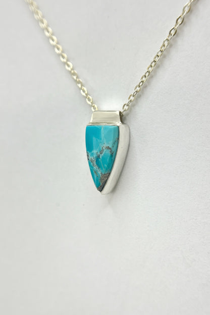 tiny world necklace / turquoise