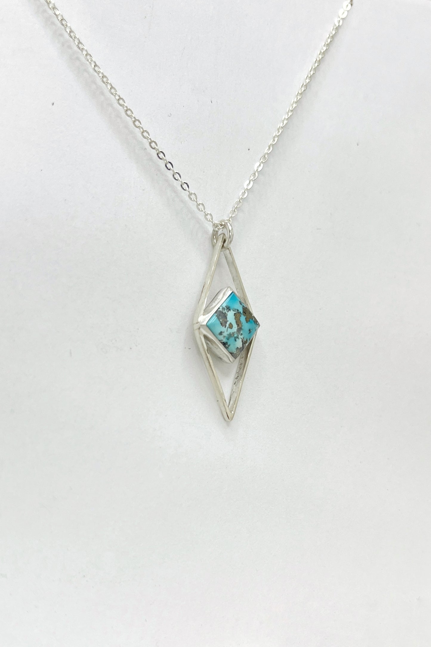 turquoise rhombus necklace