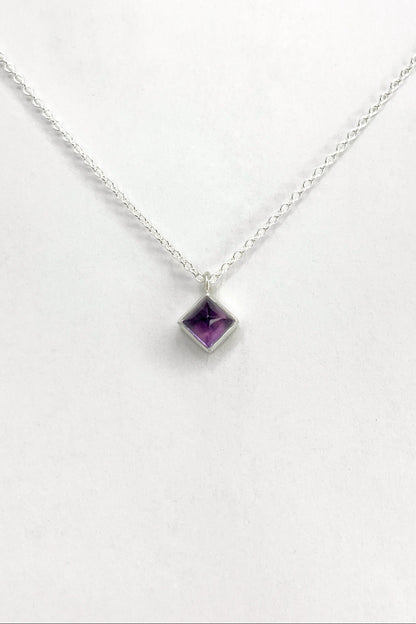 4mm sugarloaf necklace / amethyst
