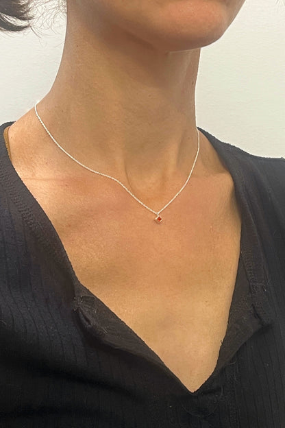 3mm sugarloaf necklace / garnet