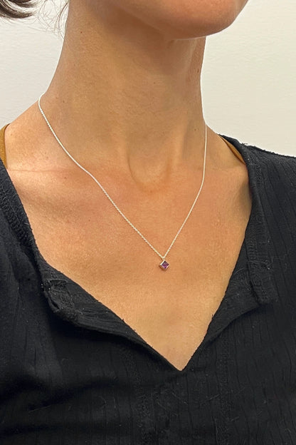 4mm sugarloaf necklace / amethyst