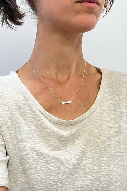 bar necklace / white cubic zirconia