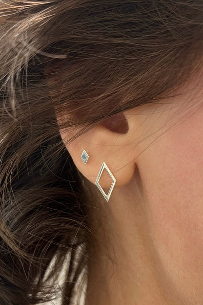 open rhombus stud earrings