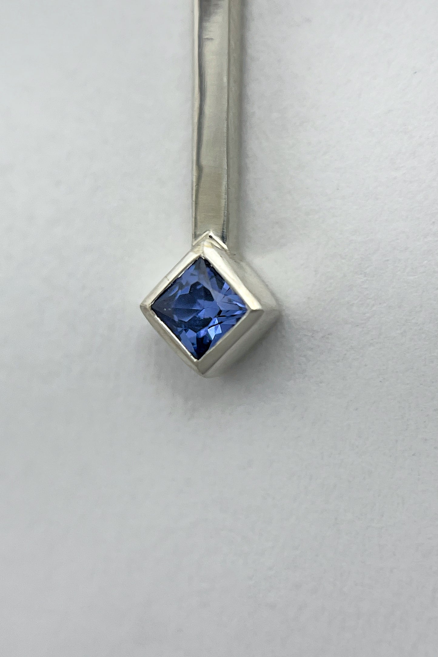 droplet earrings / ceylon blue sapphire