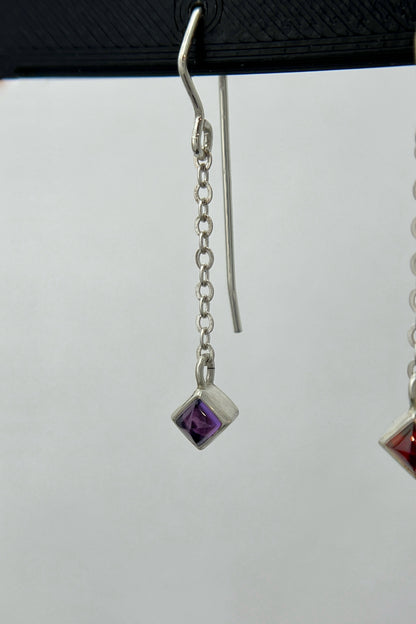 sugarloaf dangle earrings / garnet & amethyst