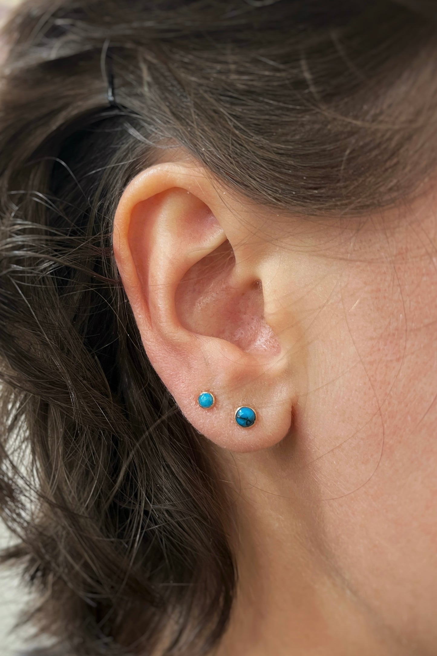 turquoise stud earrings / 14k gold fill