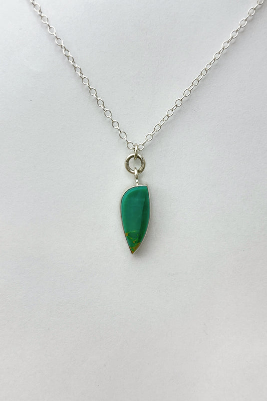 green teardrop turquoise necklace