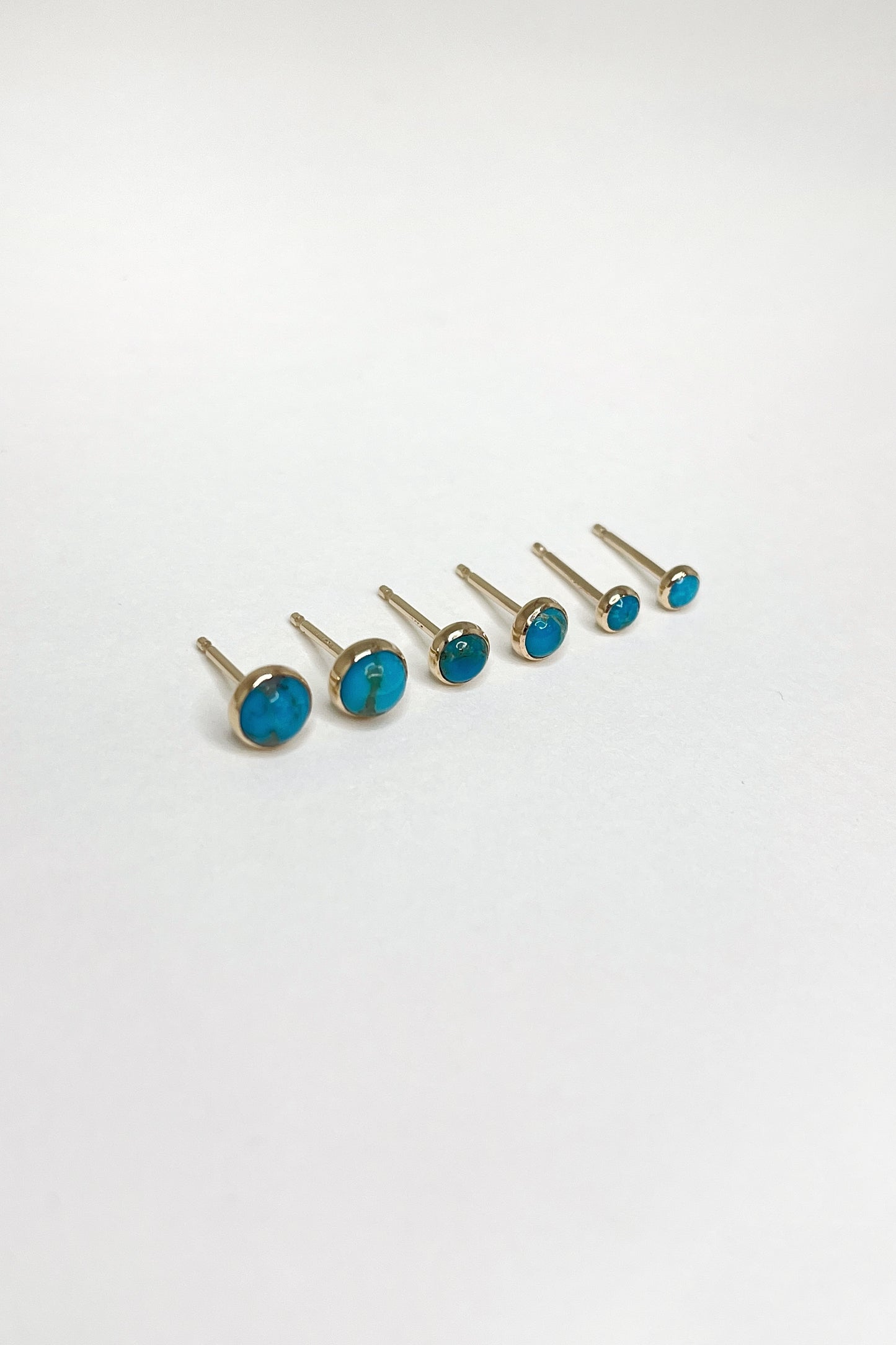 turquoise stud earrings / 14k gold fill