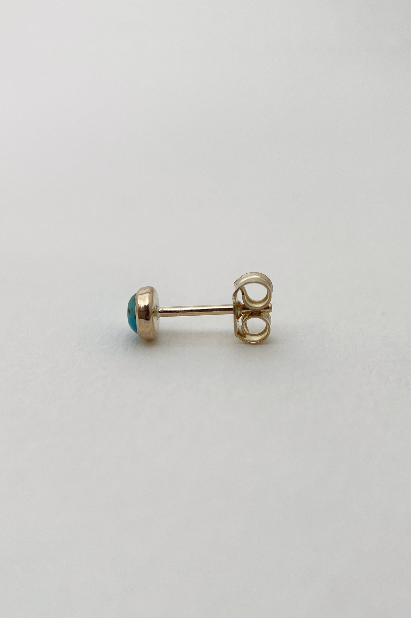turquoise stud earrings / 14k gold fill