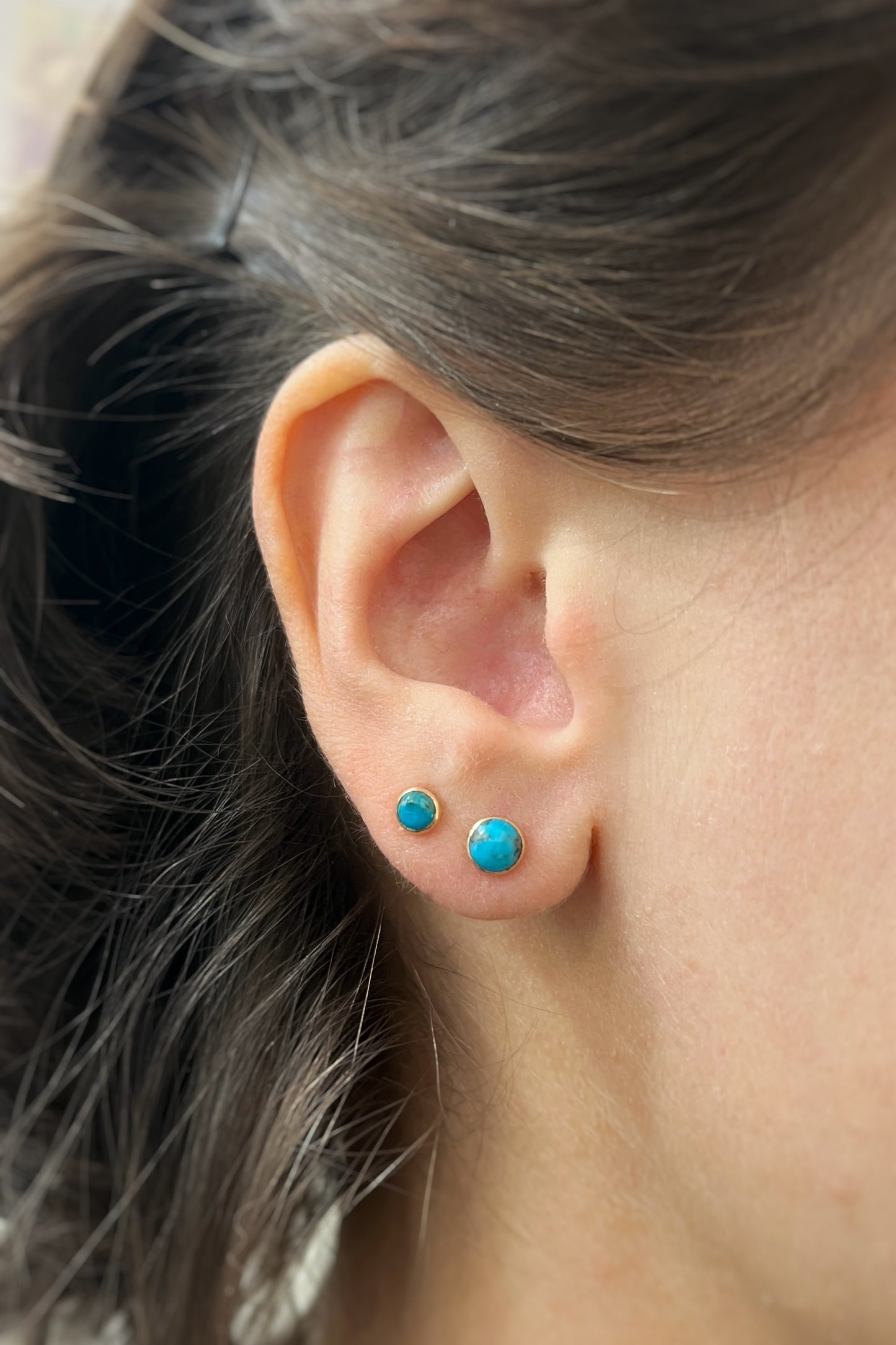 turquoise stud earrings / 14k gold fill