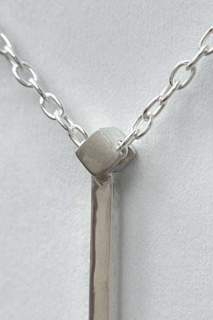 tiny droplet necklace / green cubic zirconia