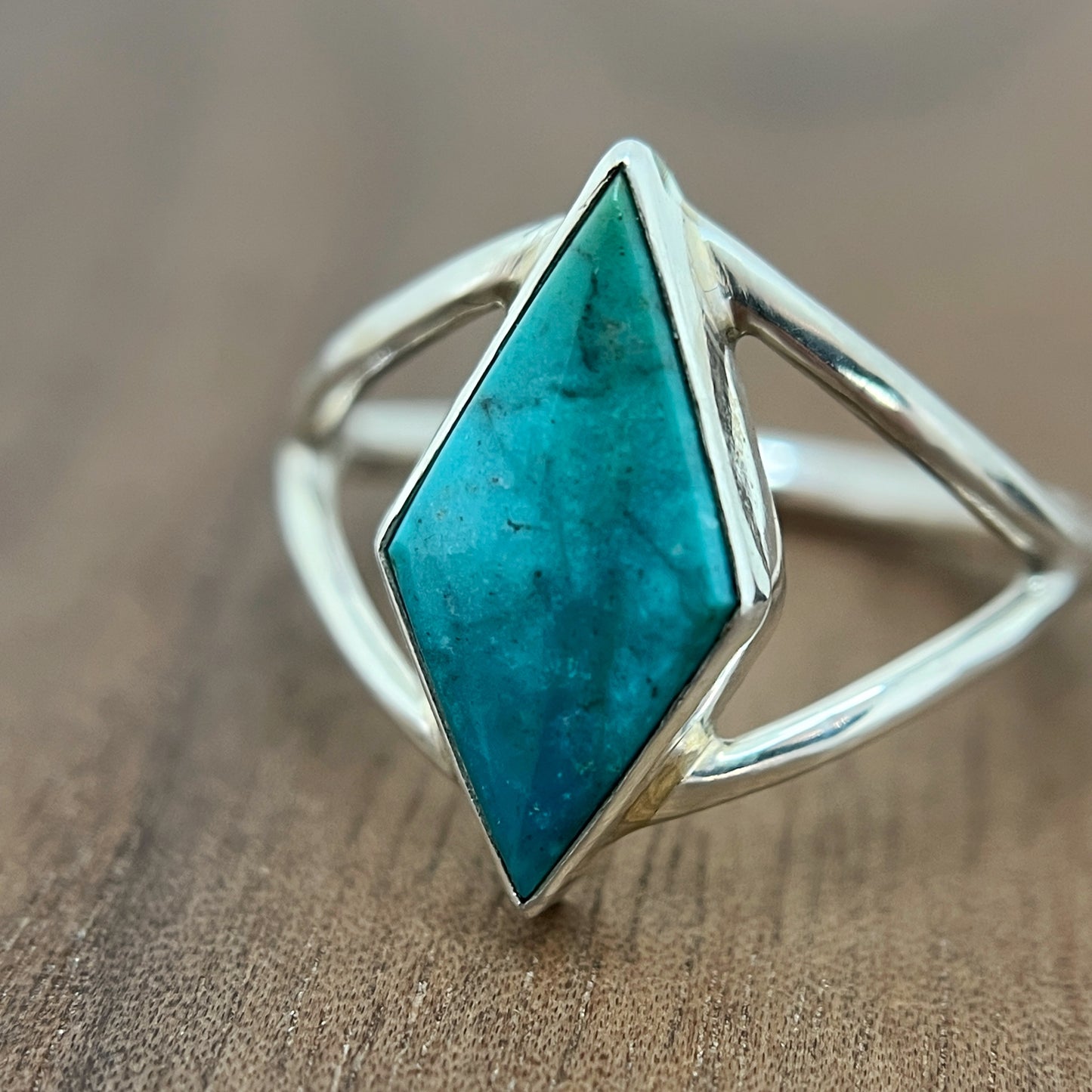 turquoise kite ring / size 6.75