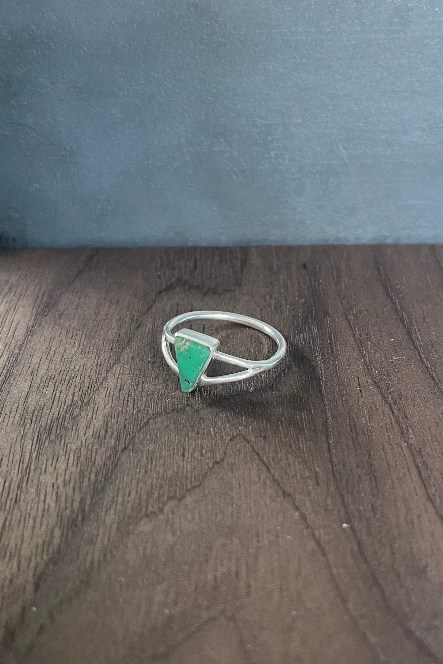 variscite triangle ring / size 7.5