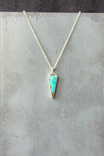 long triangle / turquoise