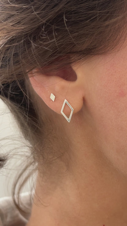open rhombus stud earrings