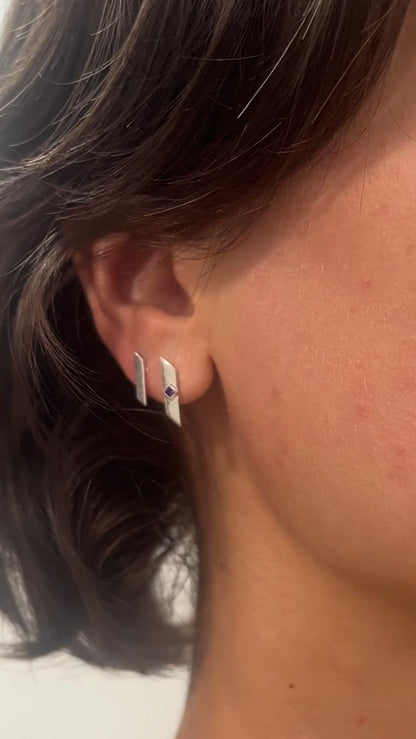 warp stud earrings / amethyst