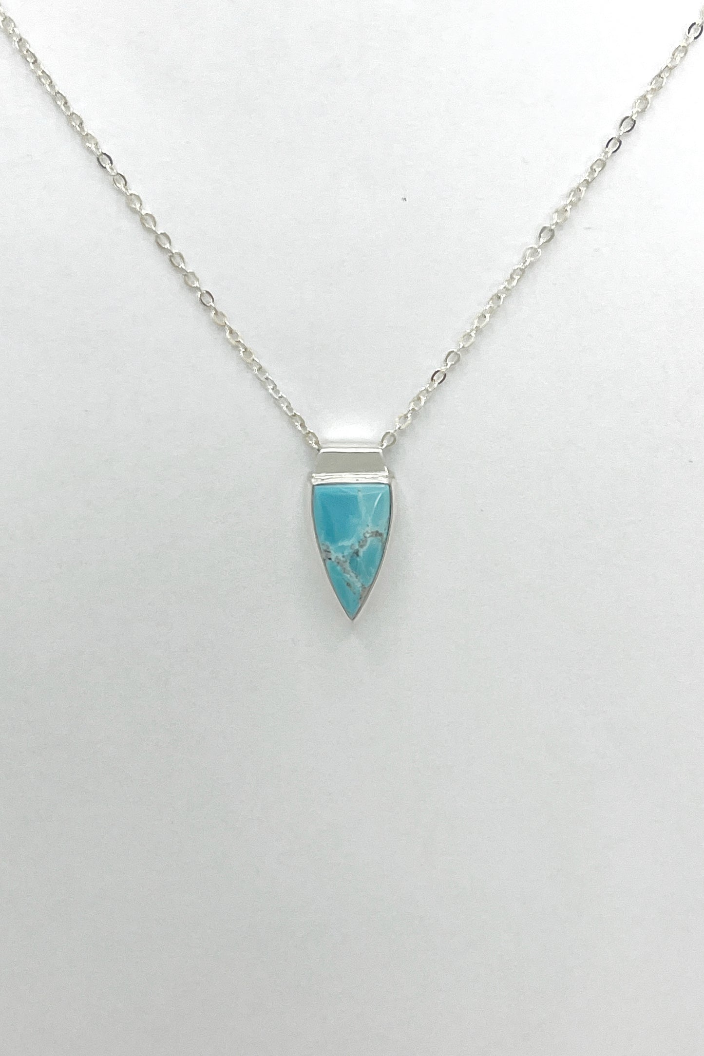 tiny world necklace / turquoise